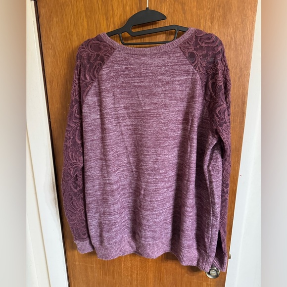 Excellent used condition, size 1 sweater from Super Soft by Torrid, color mauve - Picture 3 of 15
